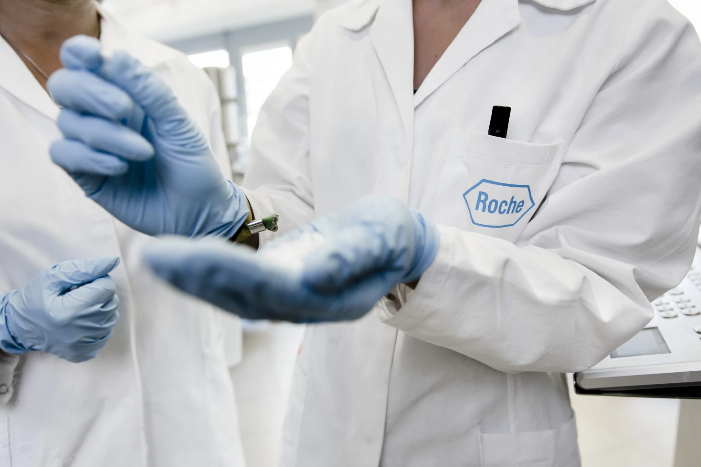 Thailand approves Roche/Regeneron’s “antibody cocktail” for COVID-19 patients