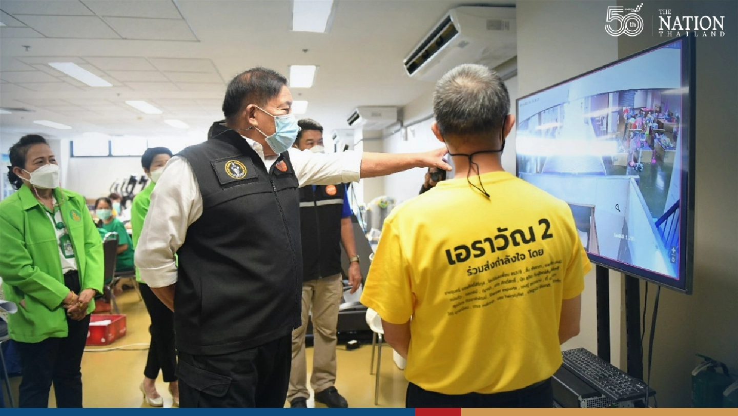 Bangkok Governor oversees Erawan 2 field hospital