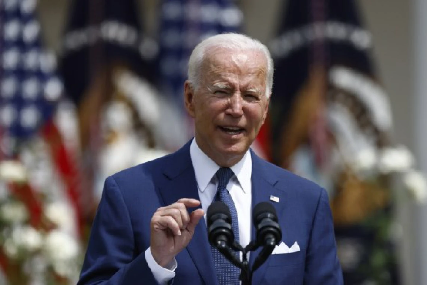 Biden urges unvaccinated Americans to receive shots amid rapid spread of Delta variant Biden urges unvaccinated Americans to receive shots amid rapid spread of Delta variant