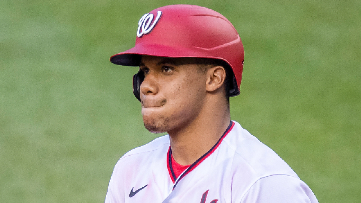 A day after Juan Soto tweaked his knee, the Nationals give their star a rest