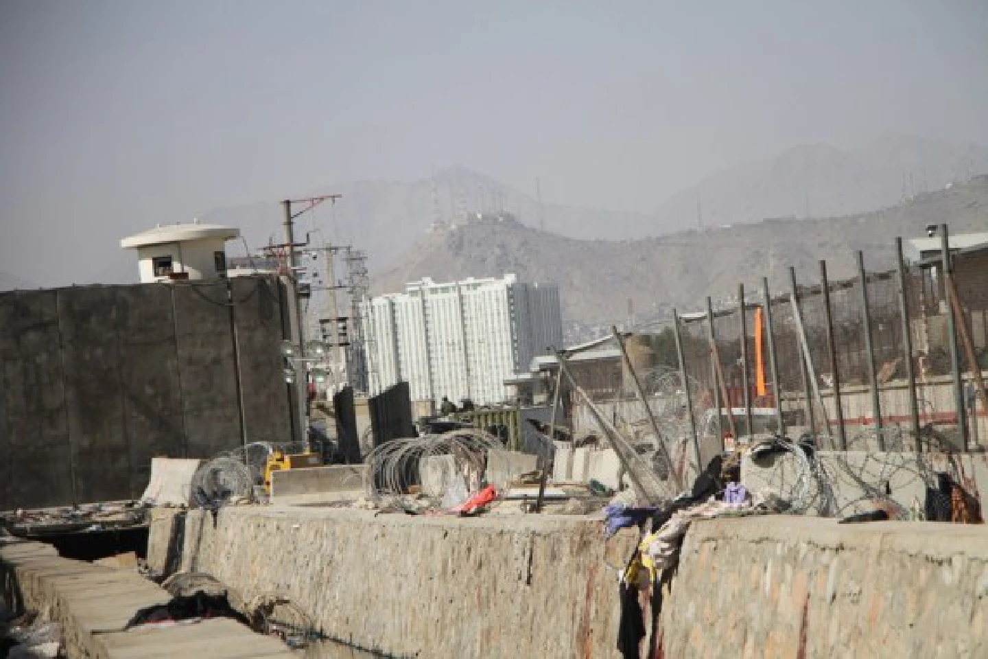 Terror attack against Kabul airport "highly likely" in 36 hours: Biden