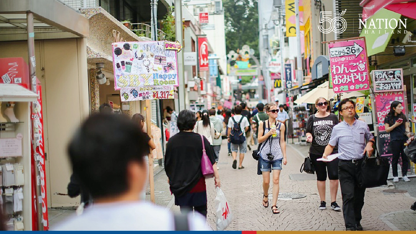 Coronavirus subcommittee urges halving Tokyo crowds