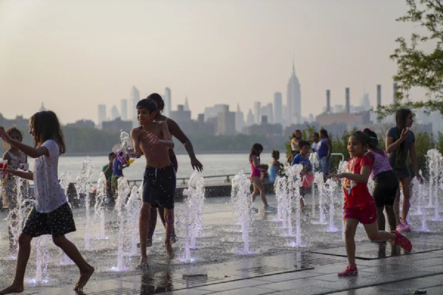 COVID-19 cases among U.S. children, teens increased 84 pct in week: media COVID-19 cases among U.S. children, teens increased 84 pct in week: media