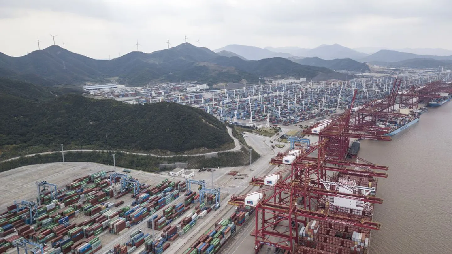 China port congestion worsens as Ningbo shuts for seventh day China port congestion worsens as Ningbo shuts for seventh day