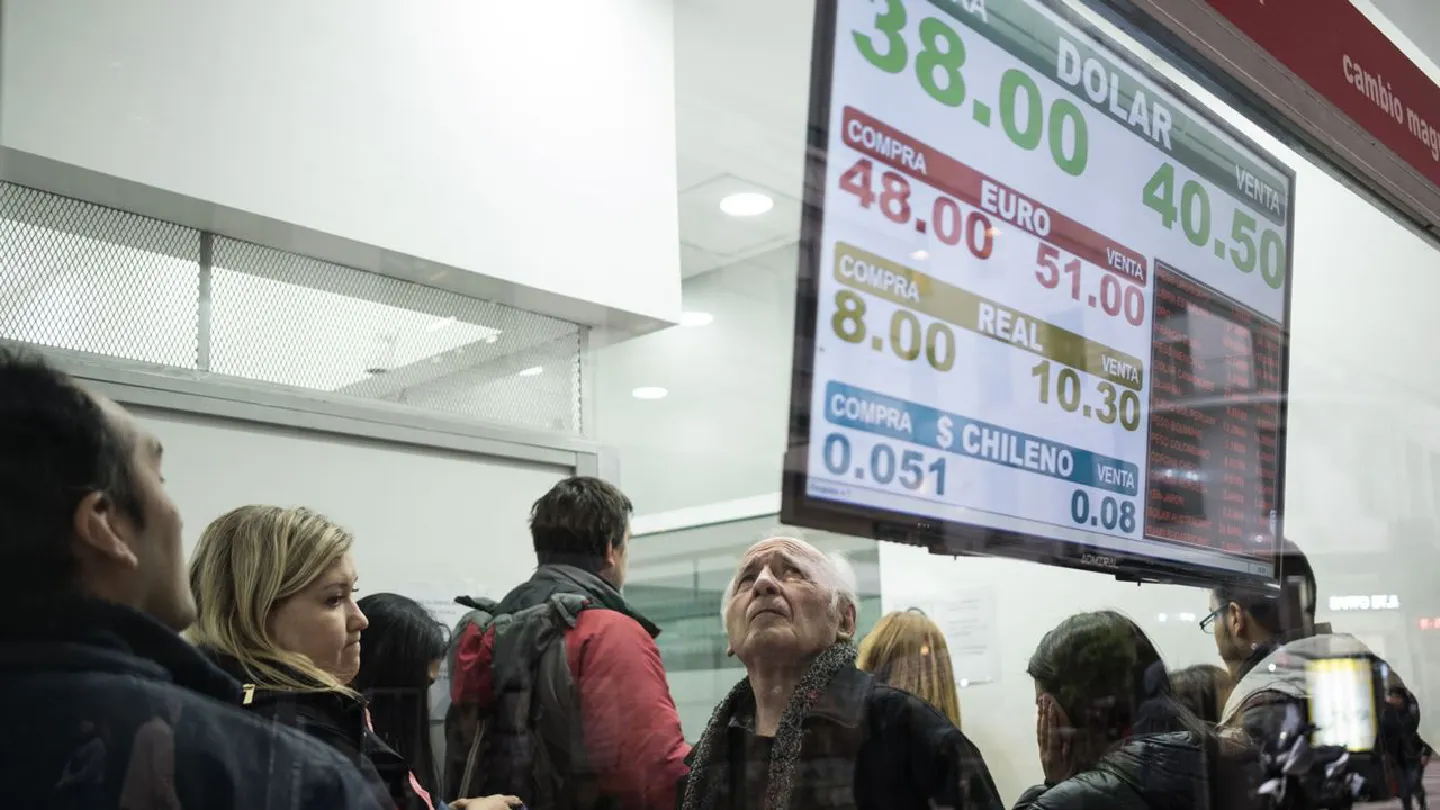 Best emerging currencies lose steam as rate-hike bets wane