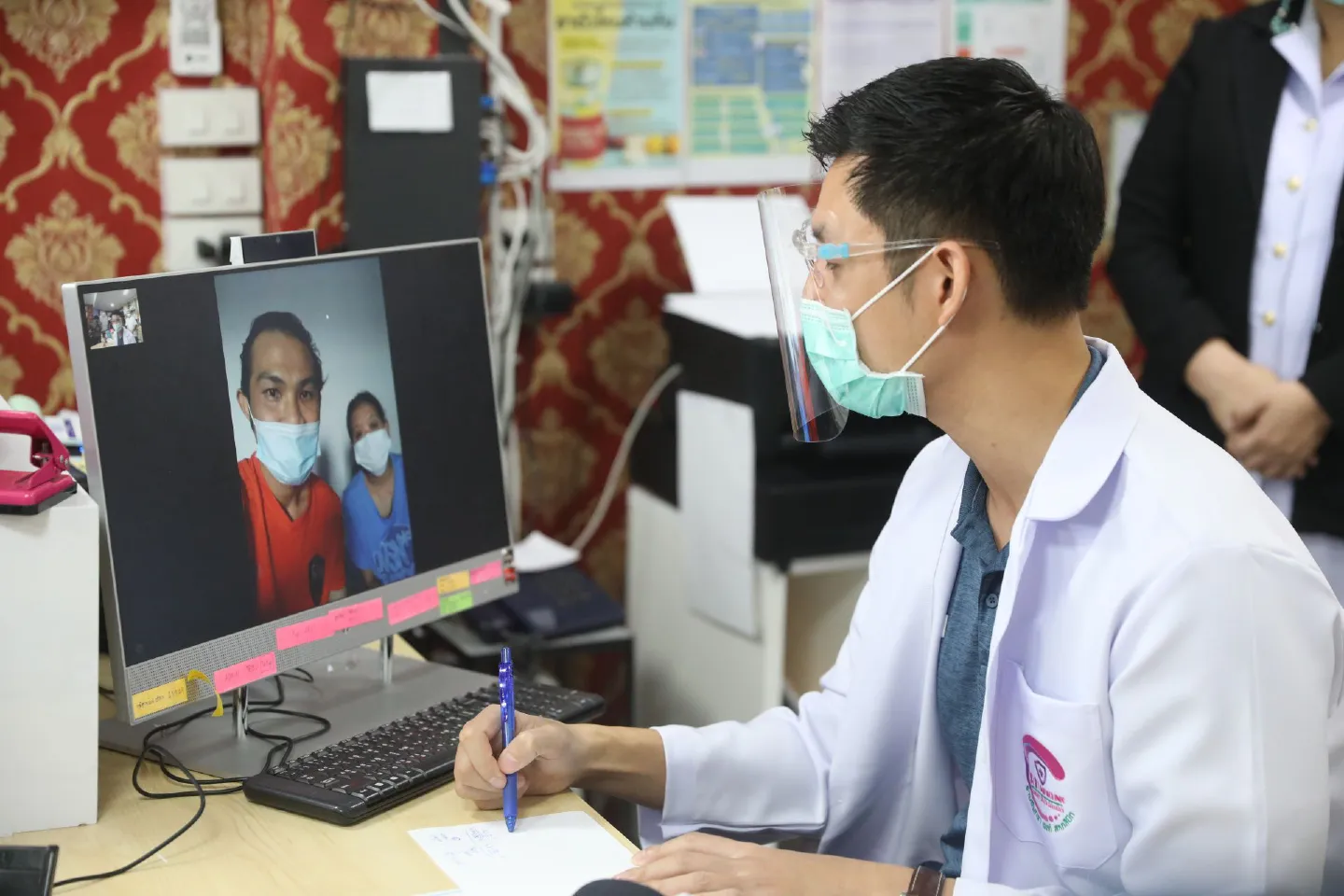 More clinics join forces with NHSO to expand COVID care for patients at home, in communities