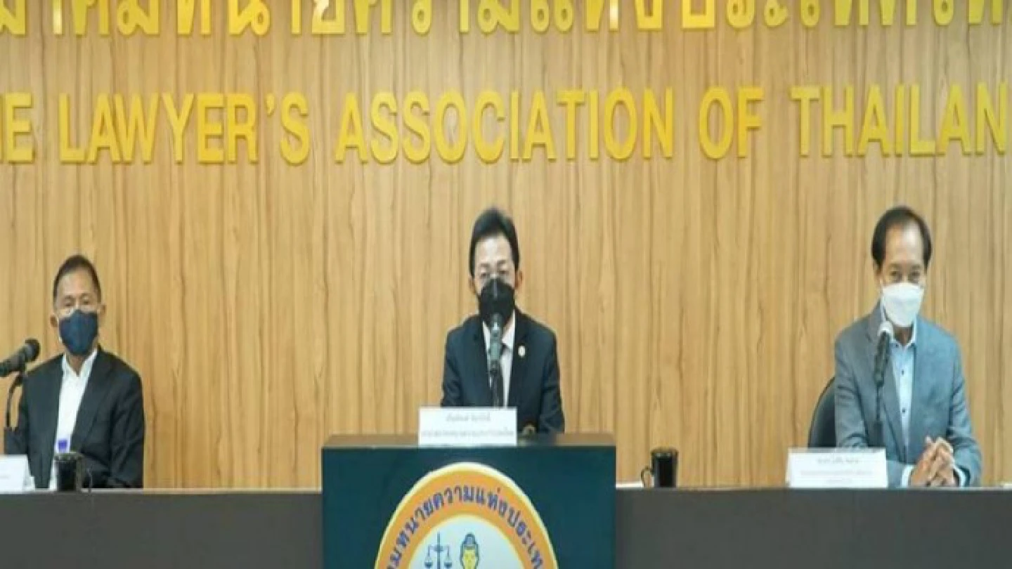 Thai Sang Thai Party, Lawyer’s Association suing Prayut over Covid crisis