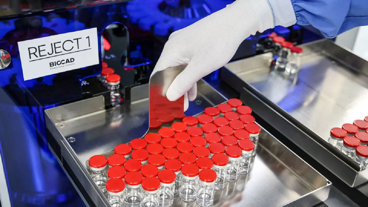Russia global vaccine ambitions stumble during supply shortage