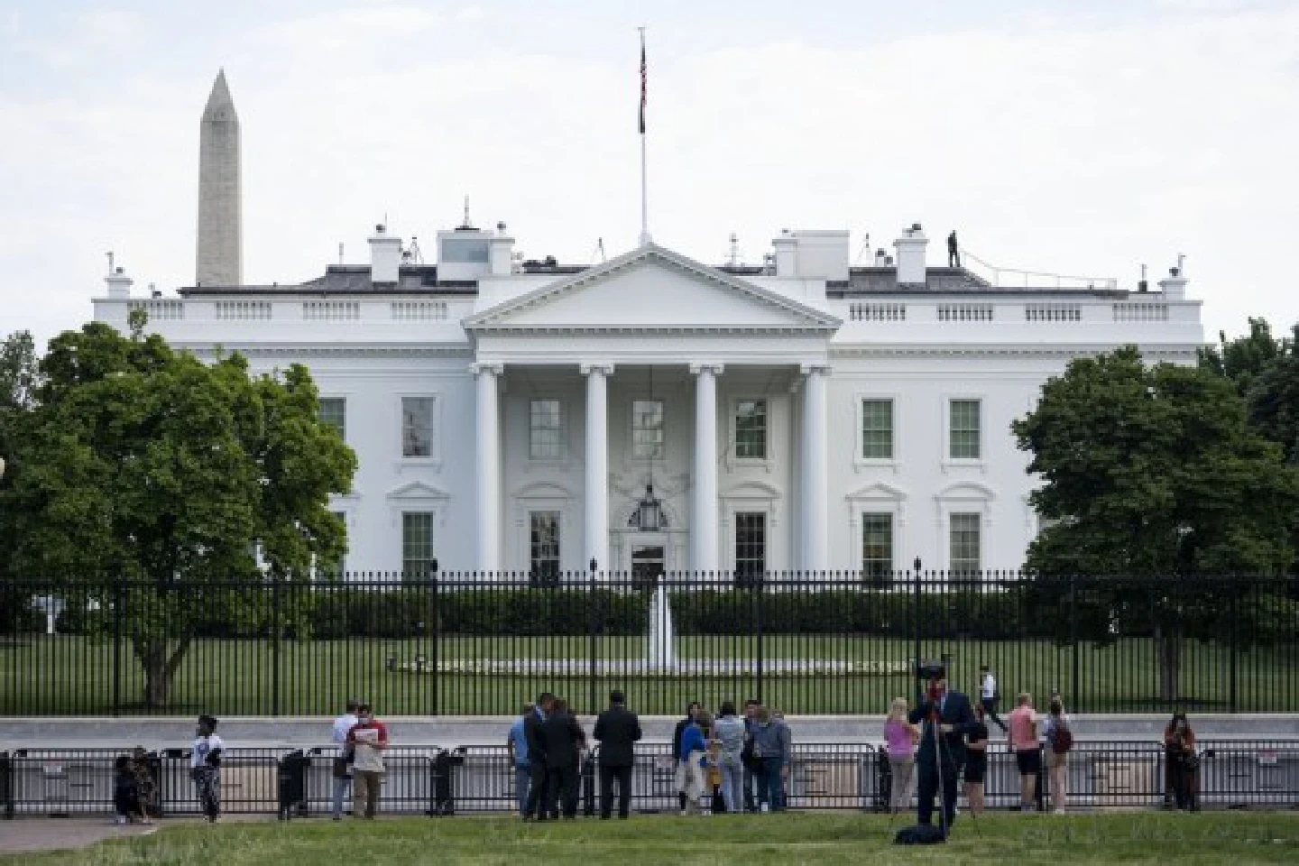 Biden administration expands COVID-19 vaccination requirement to include HHS employees