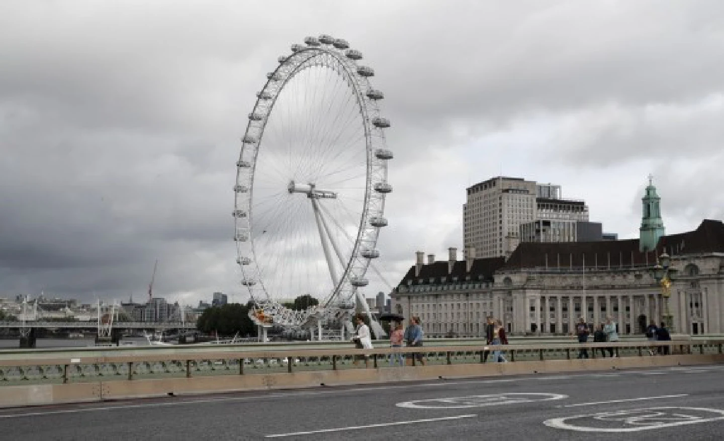 3-year-old girl among six killed in mass shooting in UKs Plymouth
