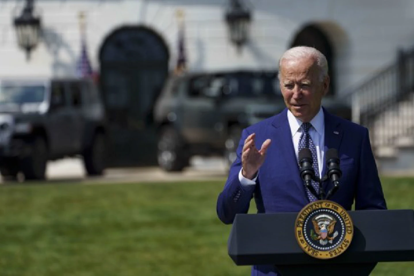 U.S. president urges unvaccinated Americans to get a jab to avoid "needless toll"