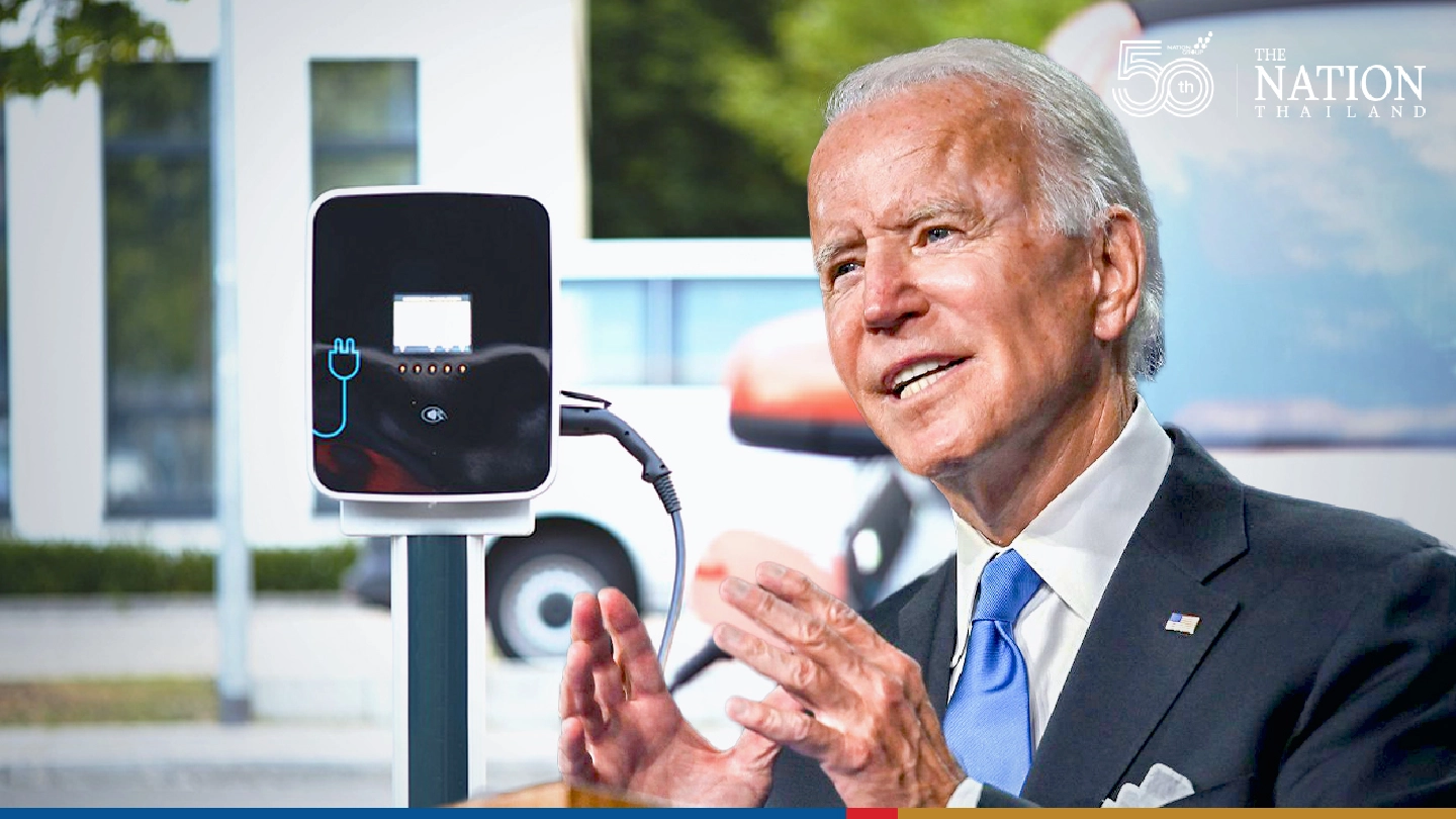 Biden calls for half of new cars to be electric or plug-in hybrids by 2030