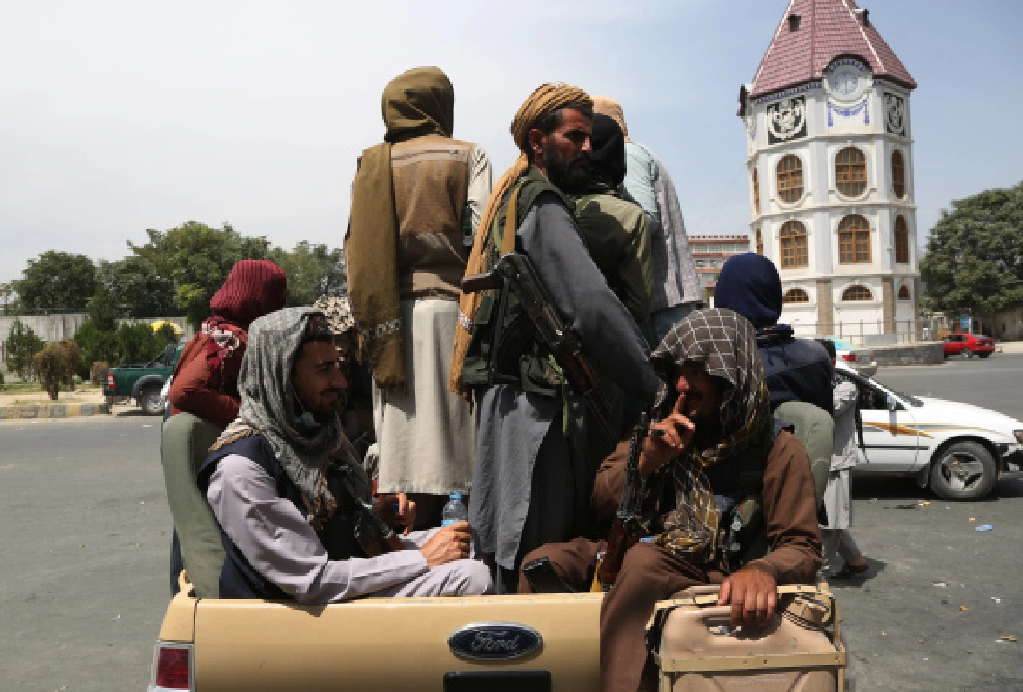 U.S. hasty withdrawal from Afghanistan met with condemnation: British media