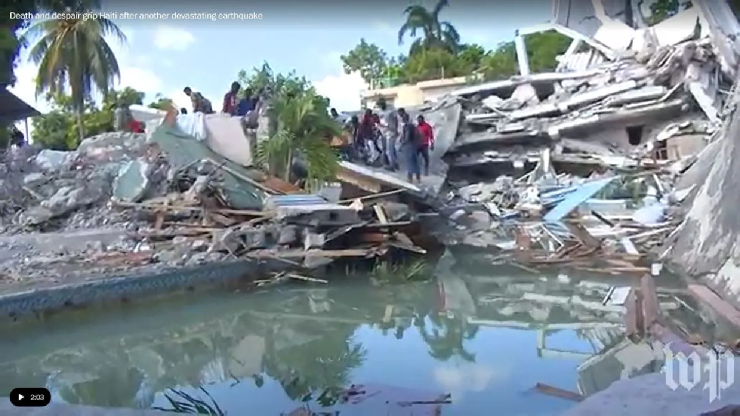 Death toll from massive Haiti earthquake soars past 700