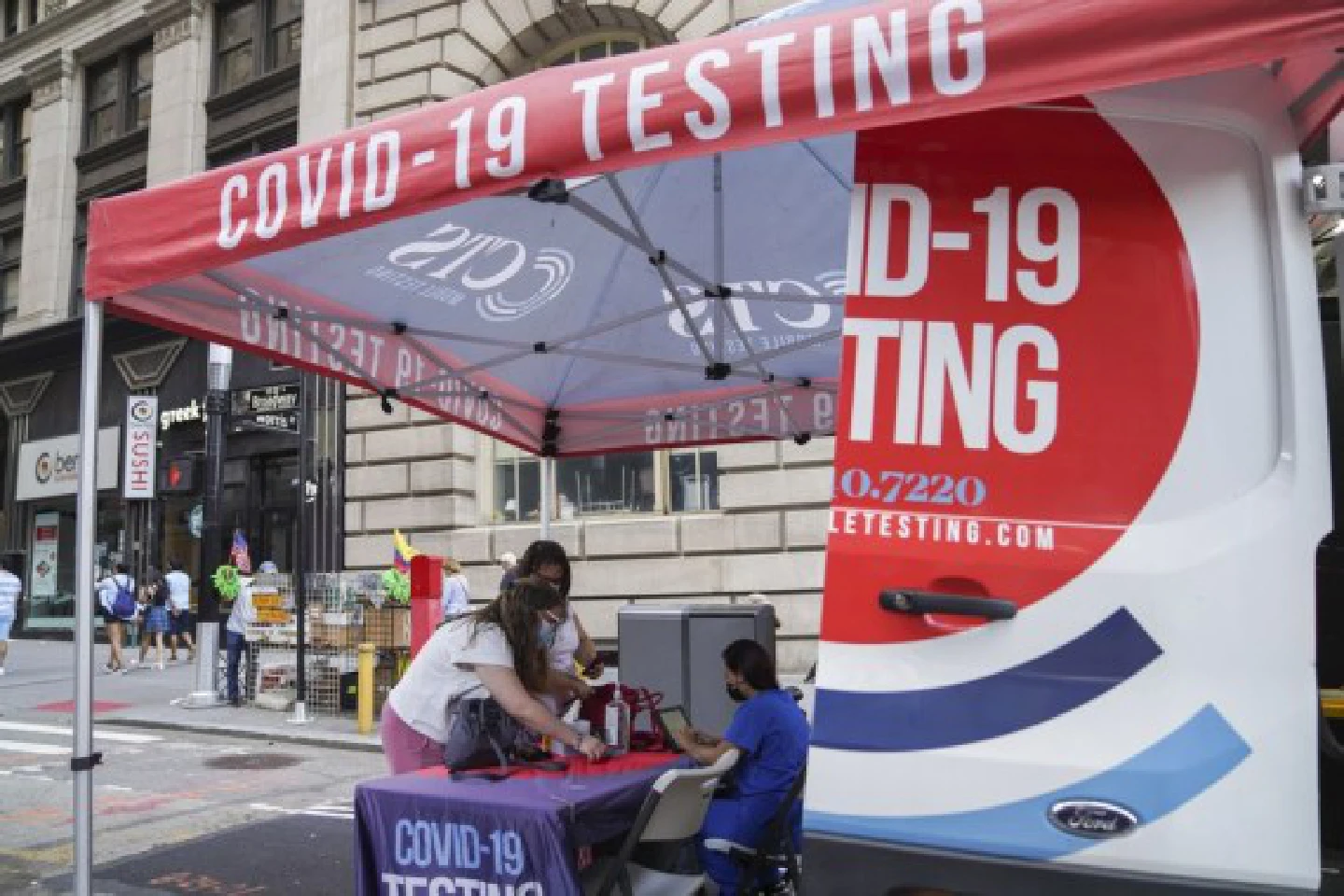 COVID-19 runs wild in U.S., peak yet to be seen