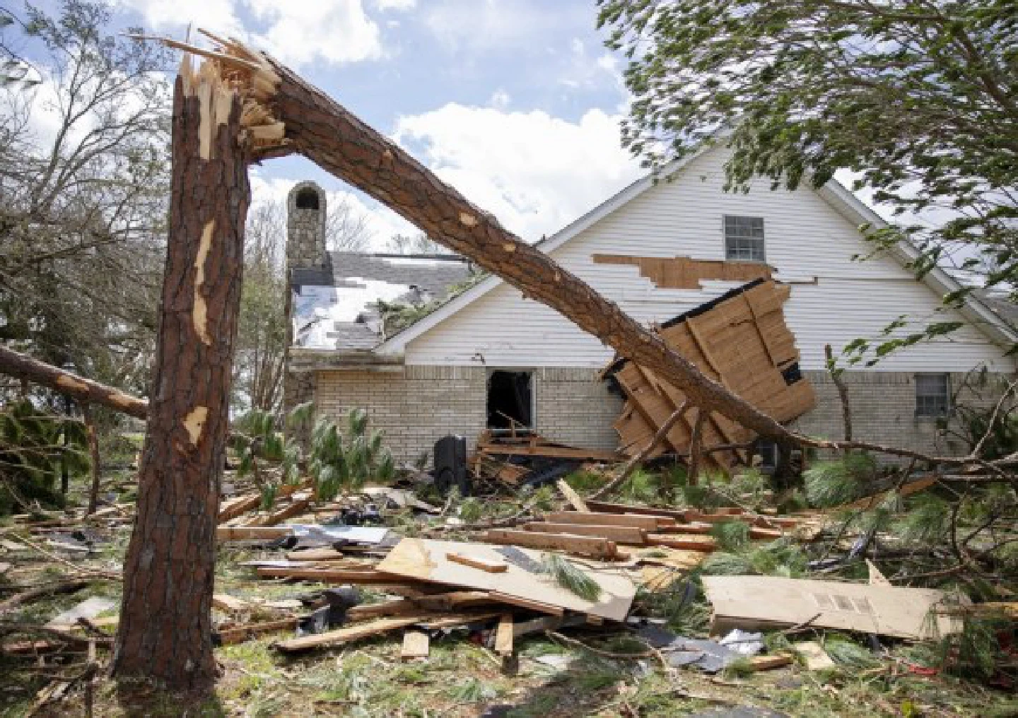 13 dead, 500,000 customers out of power in U.S. Louisiana week after Ida 13 dead, 500,000 customers out of power in U.S. Louisiana week after Ida
