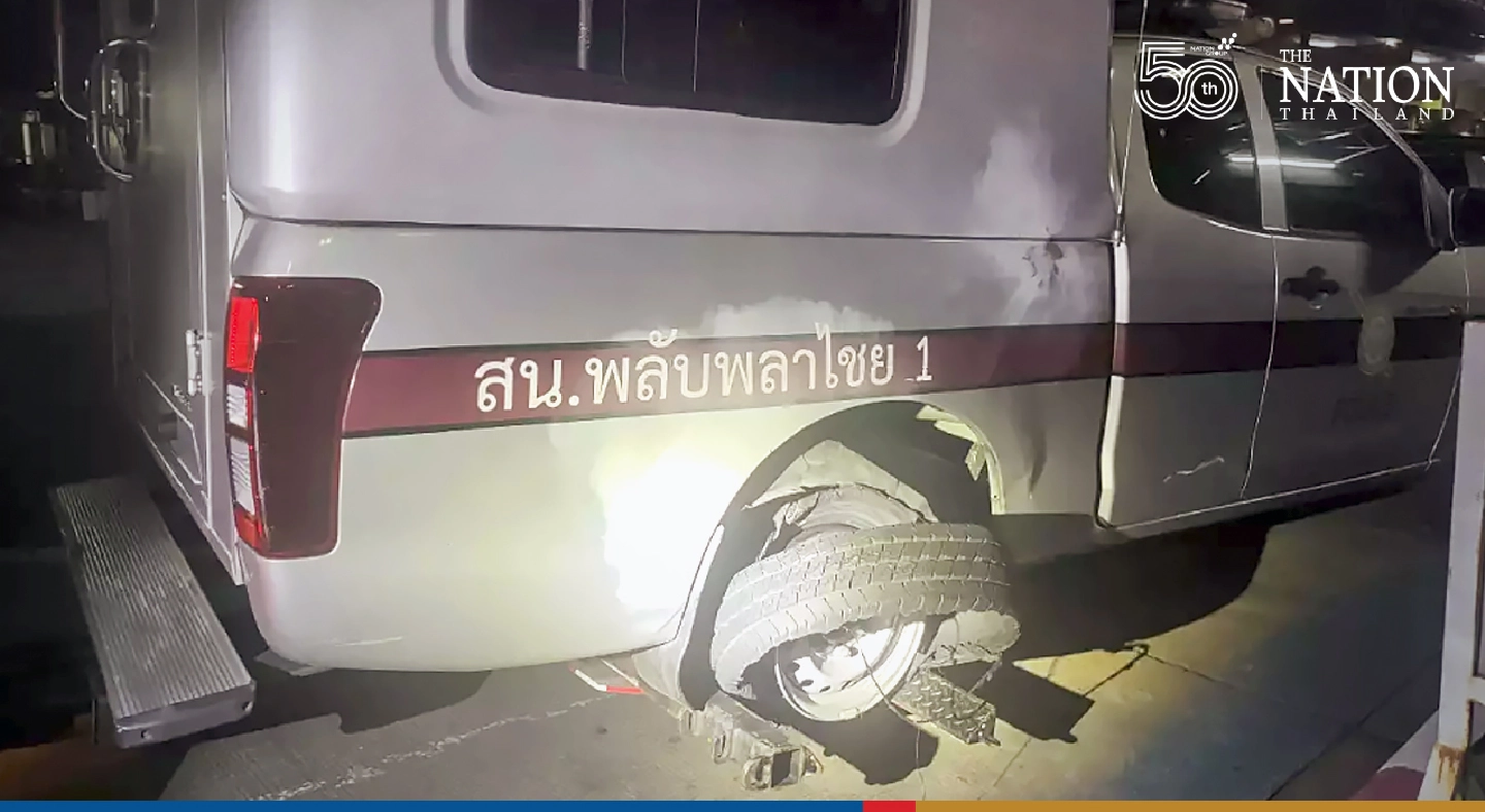 Police explain why cop car ran over protester in Din Daeng