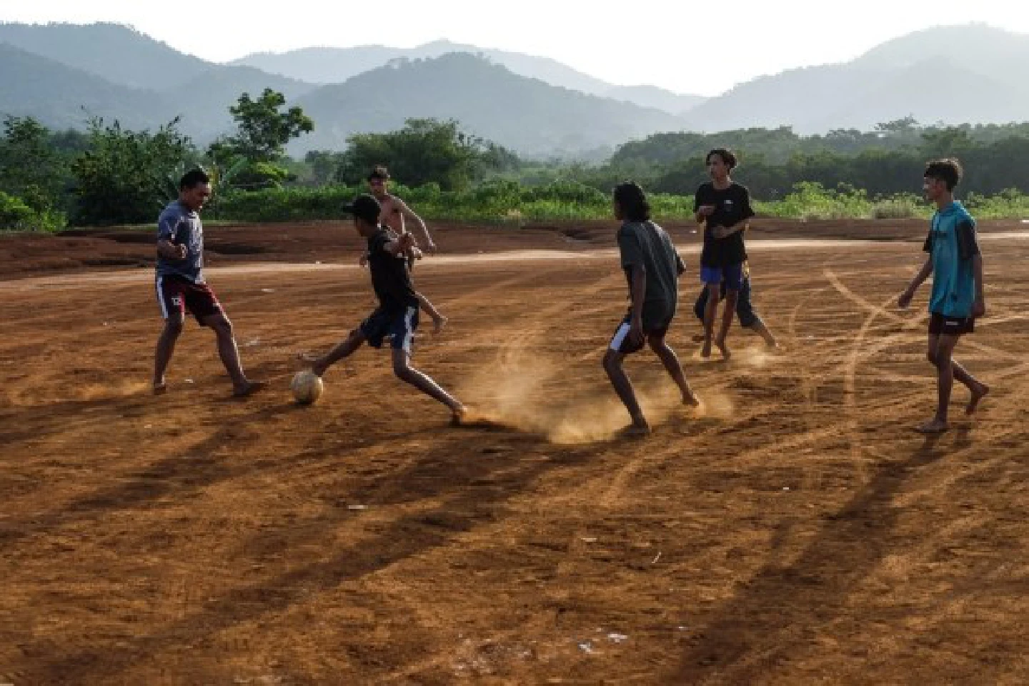 Indonesian football lovers hesitant to kick again despite relaxation of pandemic restrictions Indonesian football lovers hesitant to kick again despite relaxation of pandemic restrictions