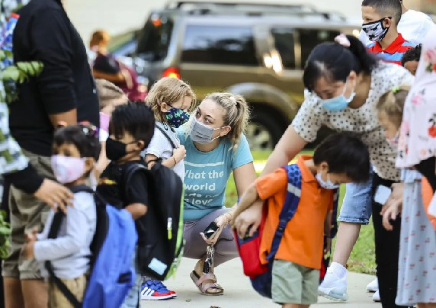 3rd largest school district in U.S. reports 245 COVID-19 cases, over 5,400 close contacts in 2 weeks of classes