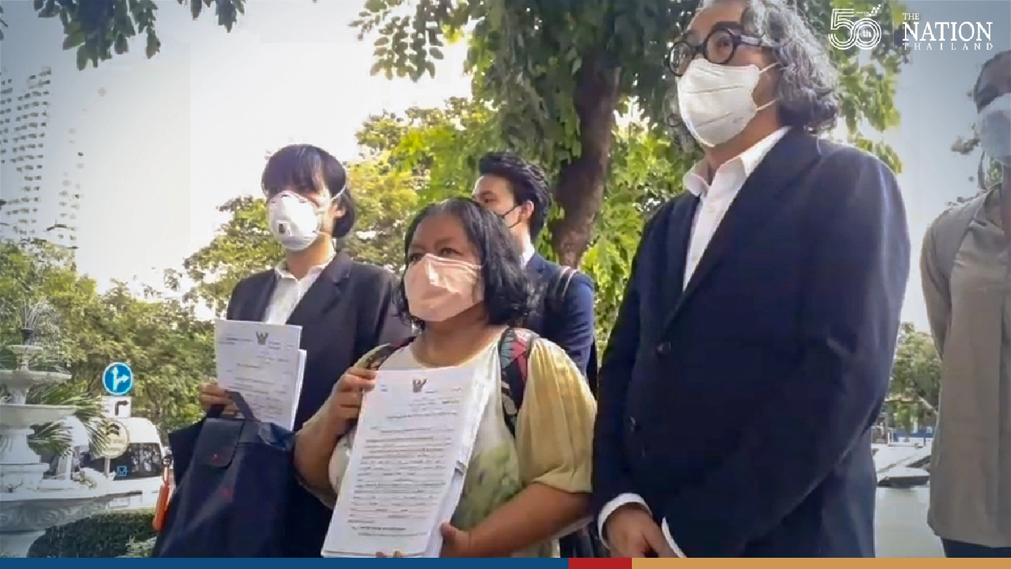 Businesses sue Prayut, his govt for bad administration