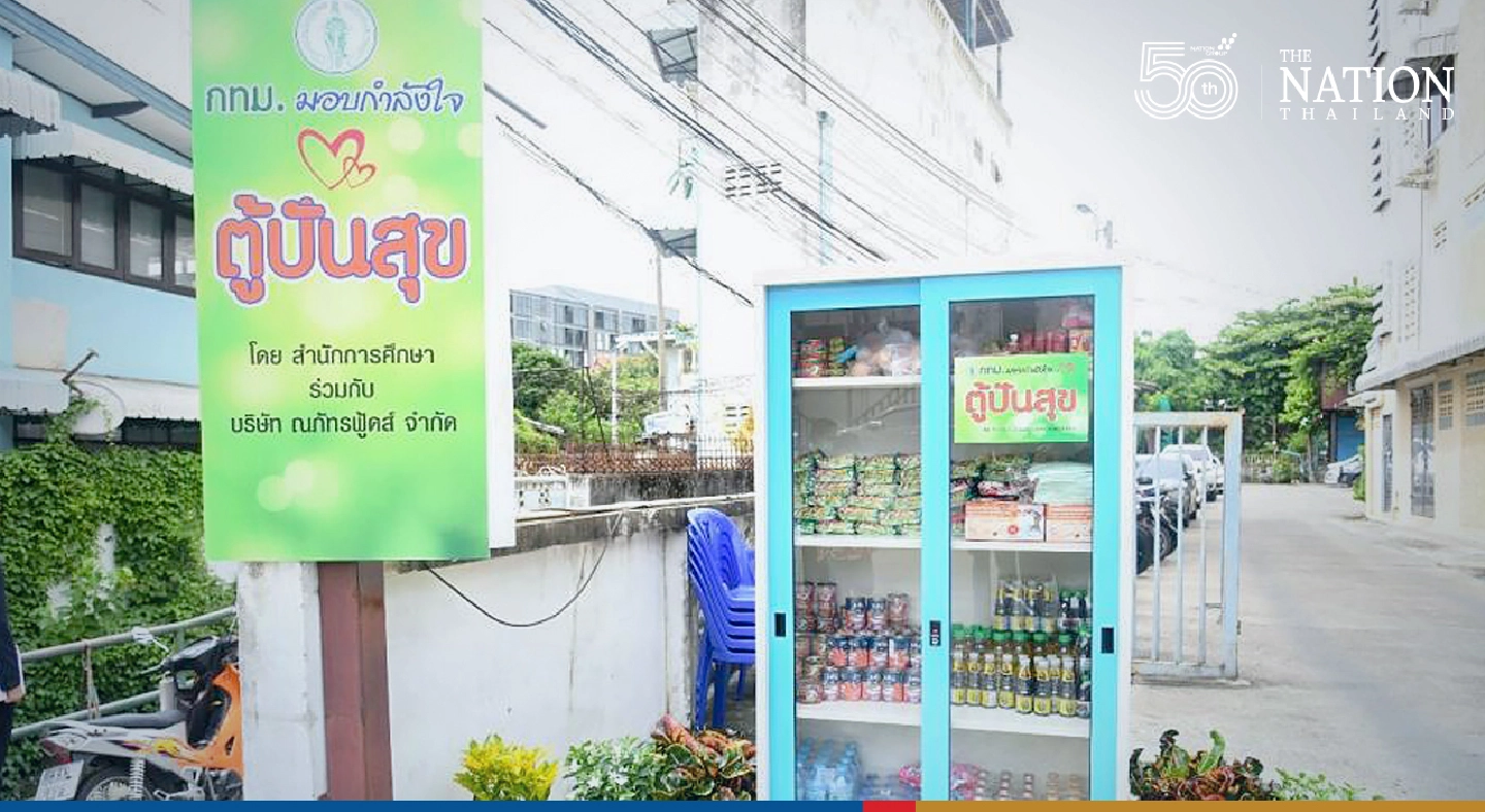 Shared pantries set up to help destitute Bangkokians Shared pantries set up to help destitute Bangkokians