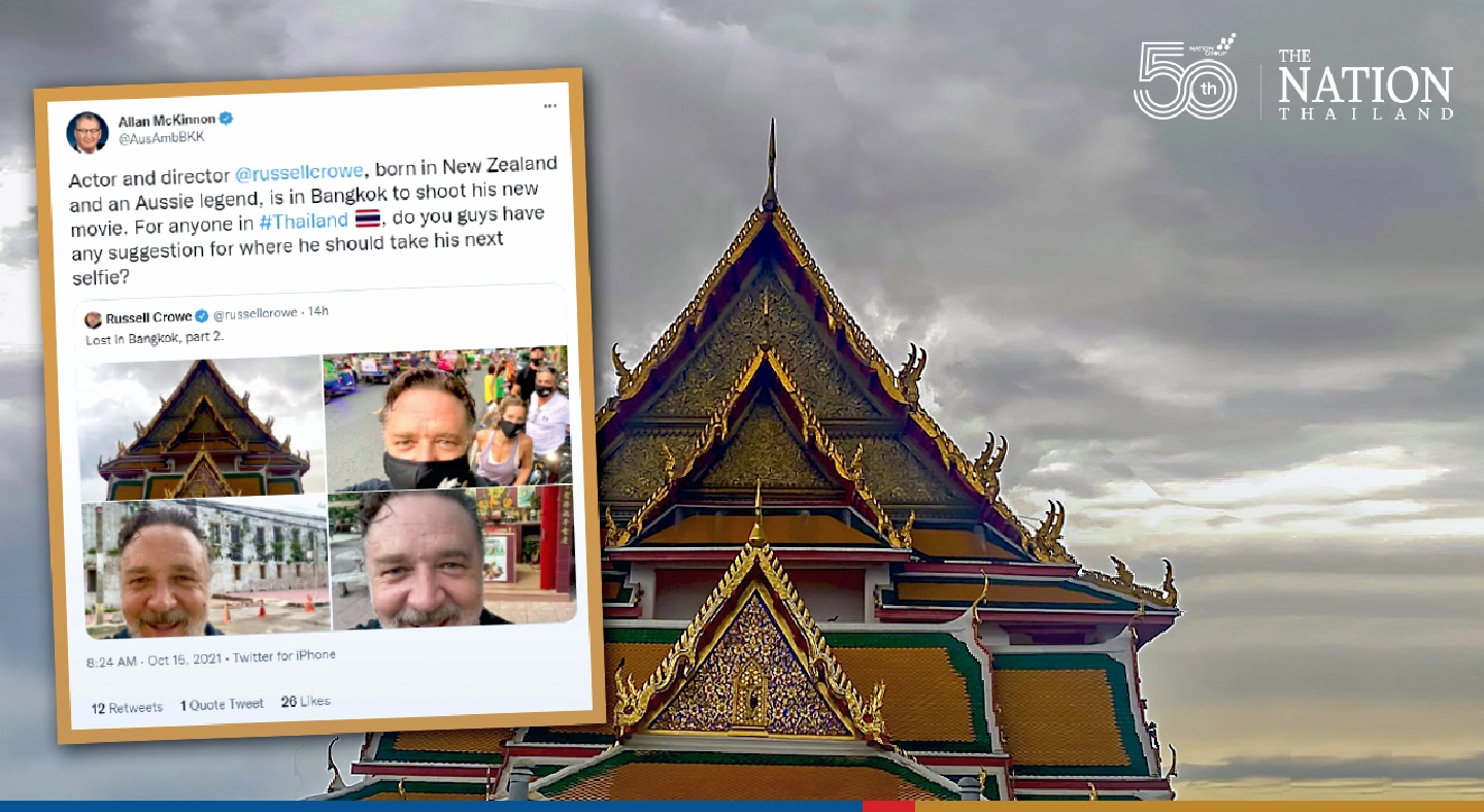 Russell Crowe plays the avid tourist in Bangkok