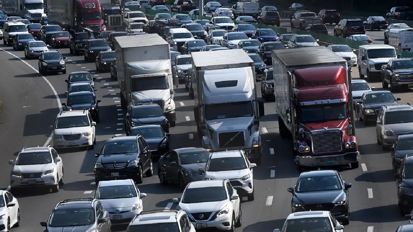 Biden signs measure to extend federal highway fund amid debate over infrastructure package Biden signs measure to extend federal highway fund amid debate over infrastructure package