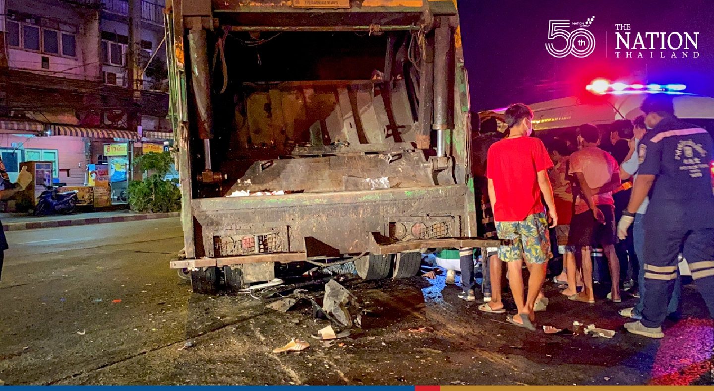 Motorcyclists aged 36 and 12 with drugs die after running red light, hitting truck