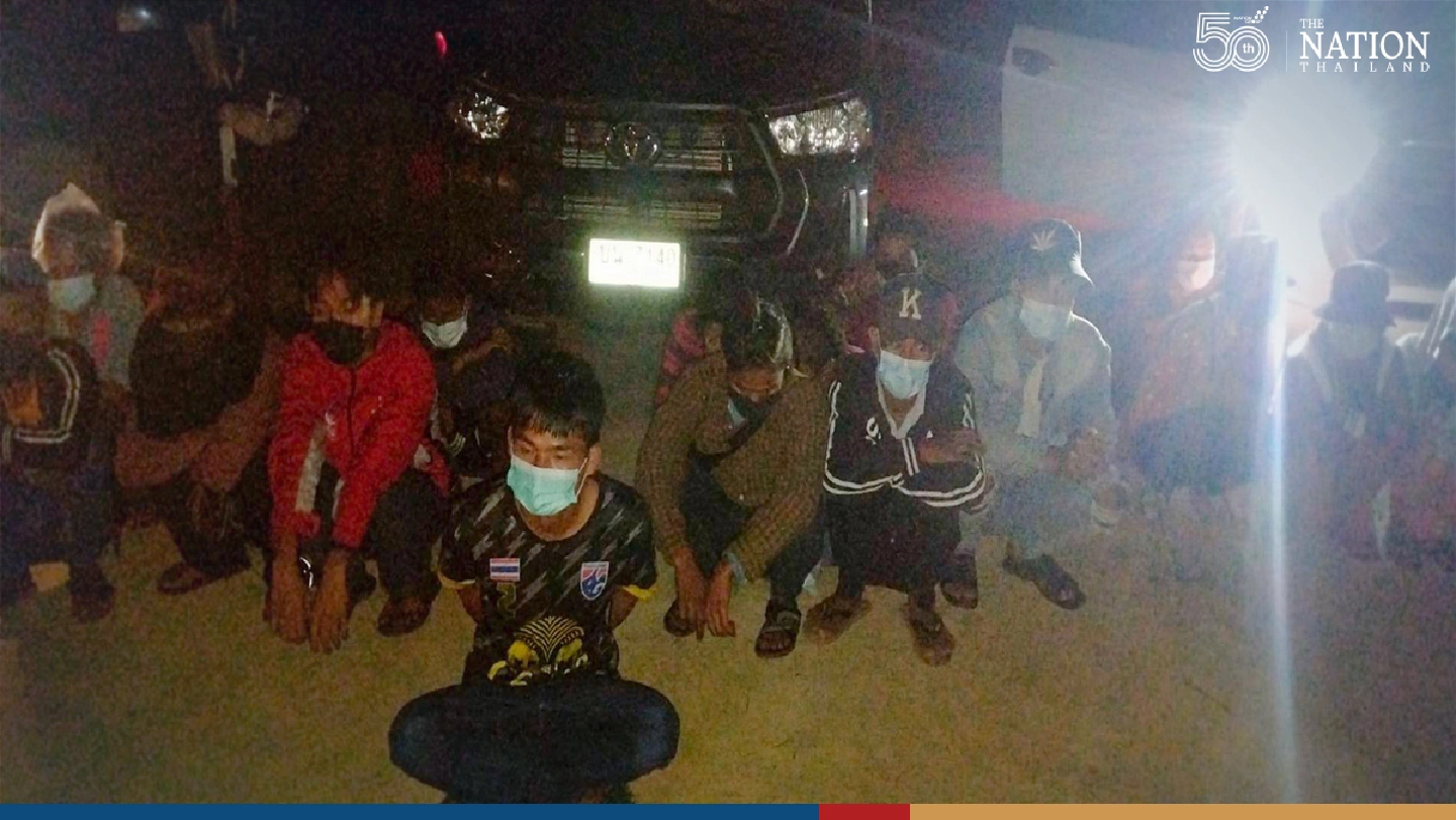 Tak border police net 2 Thais transporting 23 illegal migrants from Myanmar