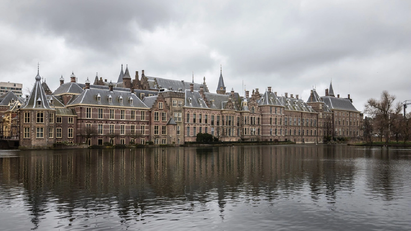 Dutch consider budget loophole to boost green investments