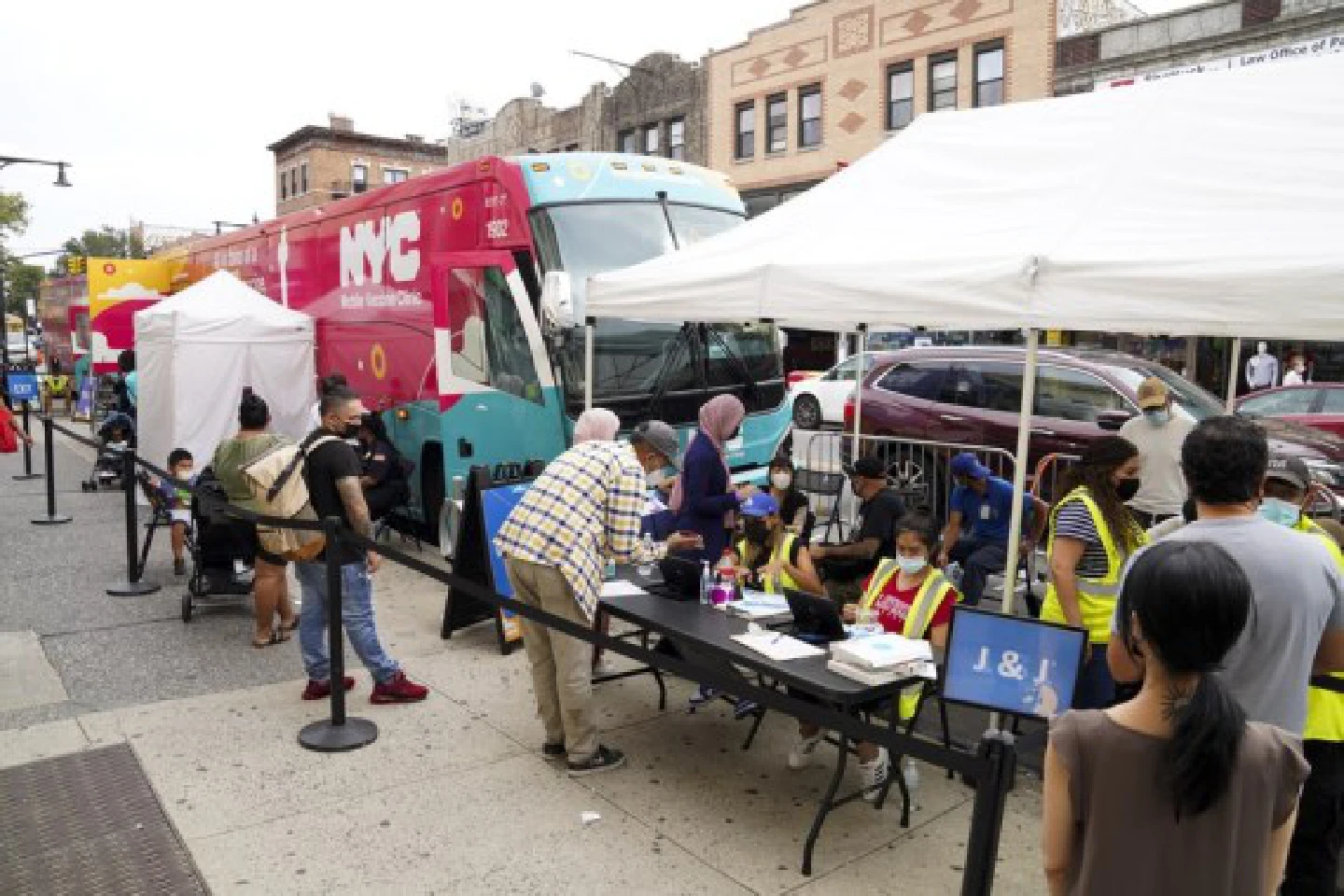 Thousands of senior deaths prevented by COVID-19 vaccines, as unvaccinated remain major source of pandemic fatalities in U.S. Thousands of senior deaths prevented by COVID-19 vaccines, as unvaccinated remain major source of pandemic fatalities in U.S.
