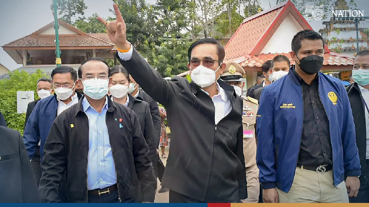 Prayut orders tight controls in response to outbreak in deep South Prayut orders tight controls in response to outbreak in deep South