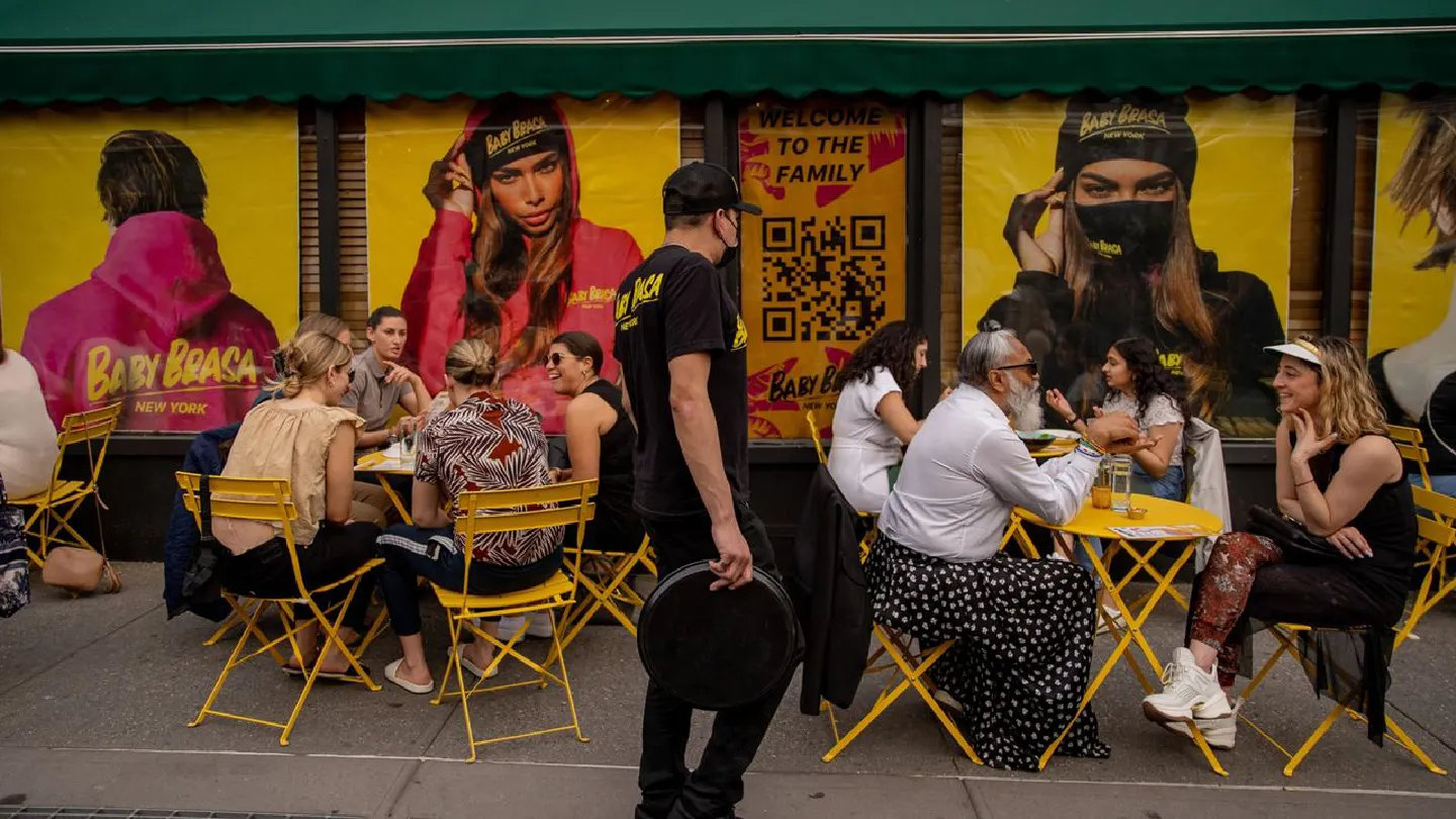 U.S. initial jobless claims unexpectedly rise for a third week