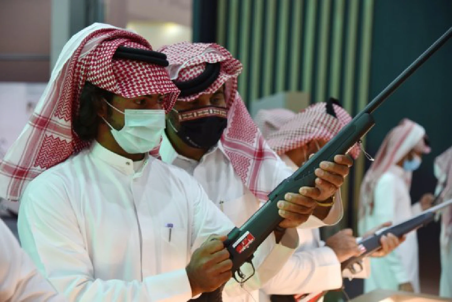 Gun exhibition in Saudi Arabia attracts visitors