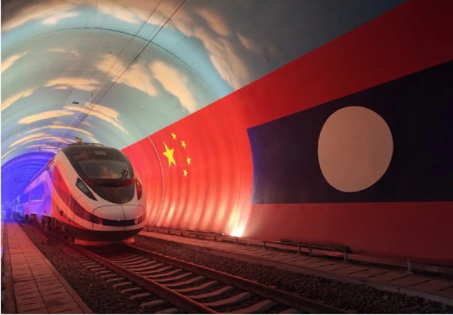 Pair of mentor and protege compete in building China-Laos Railways cross-border tunnel