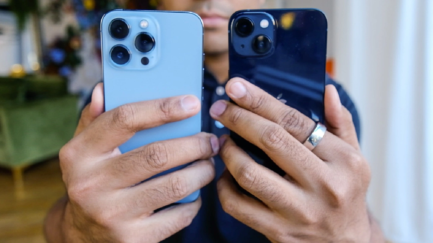 iPhones, Pixels, Flips: What to know about the top smartphones of 2021