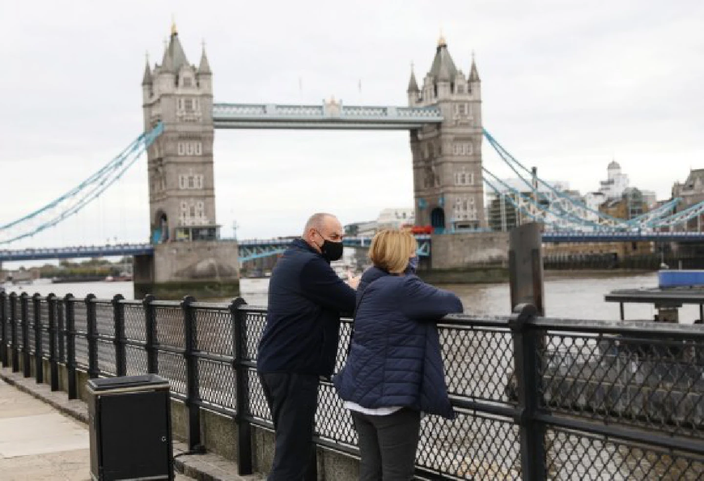 UK registers over 30,000 new coronavirus cases UK registers over 30,000 new coronavirus cases