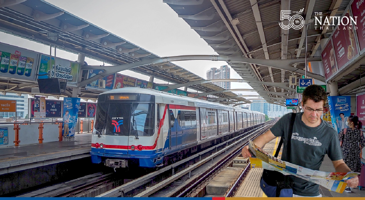 Thailand’s trains packed with commuters since Nov 1 reopening Thailand’s trains packed with commuters since Nov 1 reopening