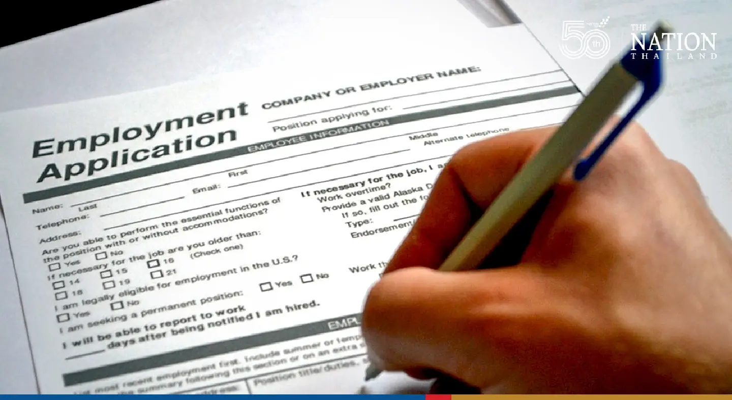 Weekly jobless claims plunge to 199,000, the lowest level in more than 50 years Weekly jobless claims plunge to 199,000, the lowest level in more than 50 years