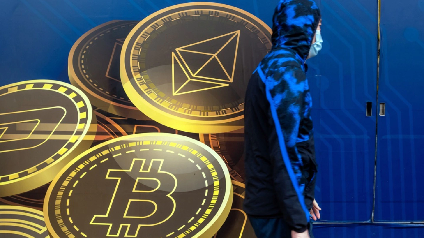 Bitcoin hits record as inflation hedge drumbeat grows louder Bitcoin hits record as inflation hedge drumbeat grows louder