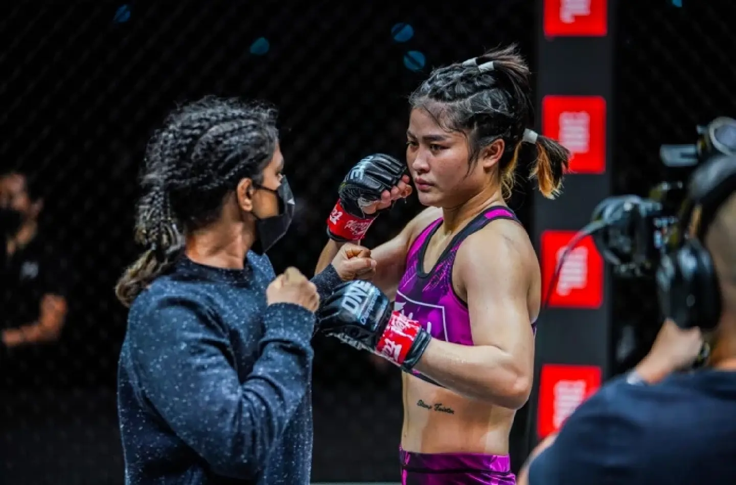 Stamp Fairtex Fires Back at Ritu Phogat: “I’m not scared of her at all” Stamp Fairtex Fires Back at Ritu Phogat: “I’m not scared of her at all”