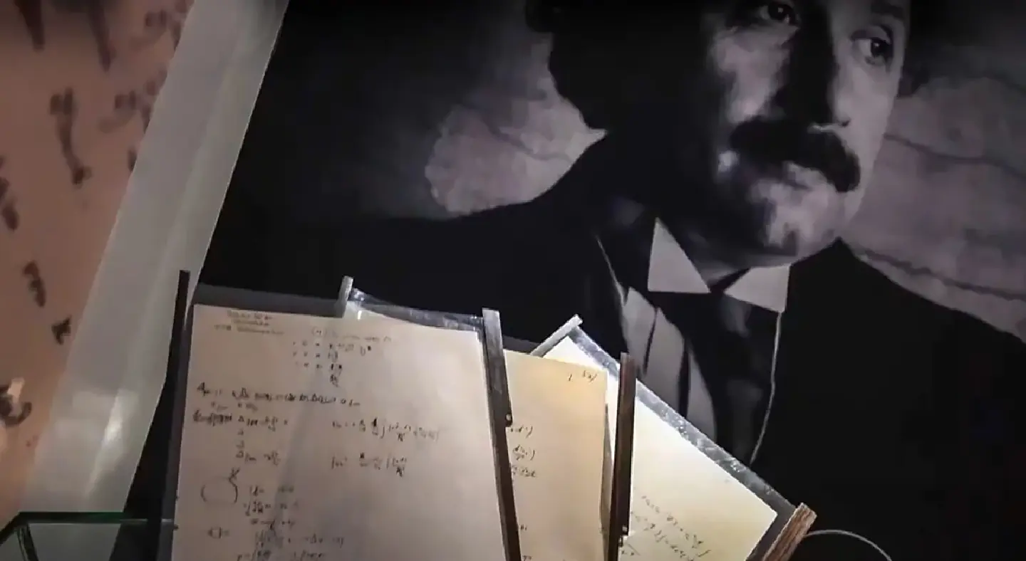 Rare Einstein manuscript that almost miraculously survived sold for more than $13 million in Paris auction Rare Einstein manuscript that almost miraculously survived sold for more than $13 million in Paris auction
