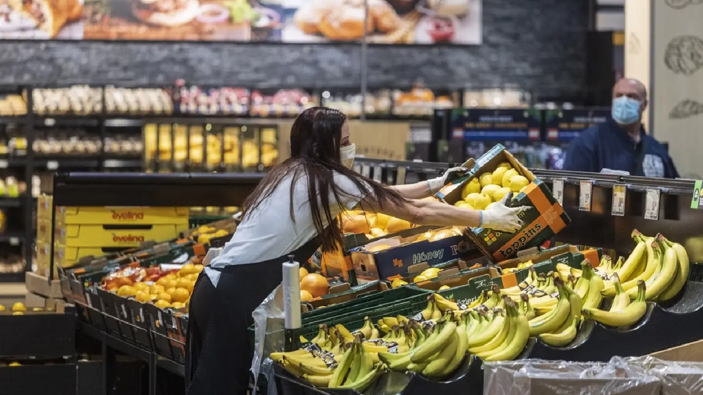 Inflation completes double whammy for Europes Covid-hit workers