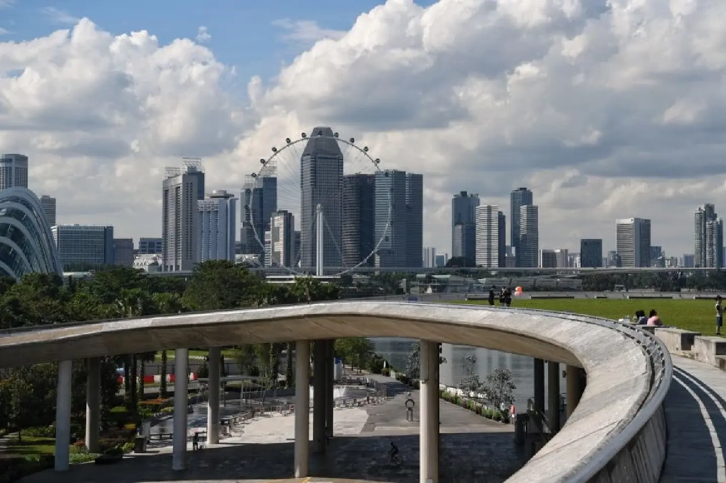 Singapore GDP growth to slow to 3-5% in 2022 after 7% gain this year Singapore GDP growth to slow to 3-5% in 2022 after 7% gain this year