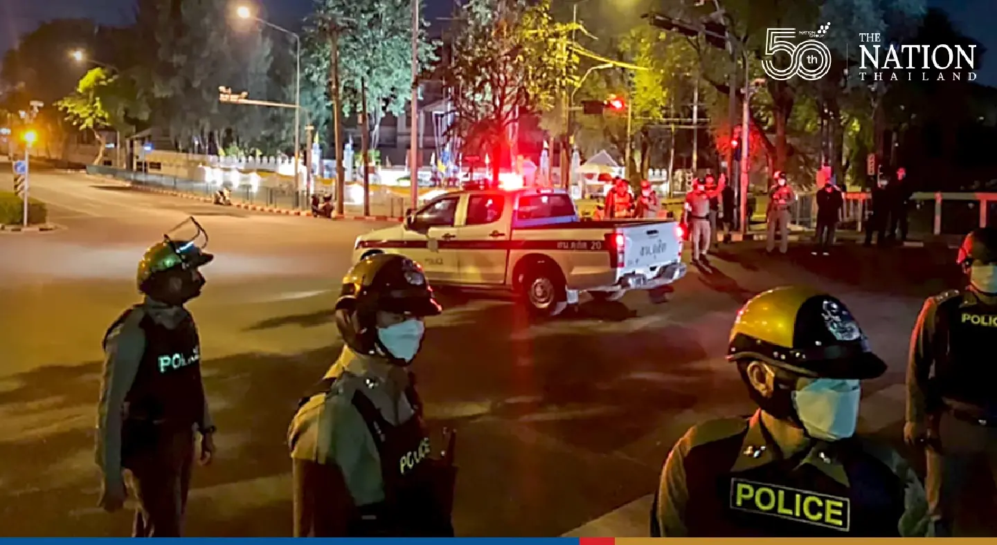 Bangkok police deny using violence against Chana protesters