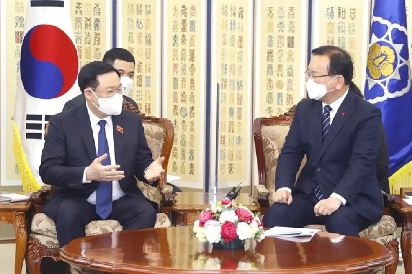 Vietnam, South Korea wants trade to reach $100bln by 2023, flights to resume soon: leaders