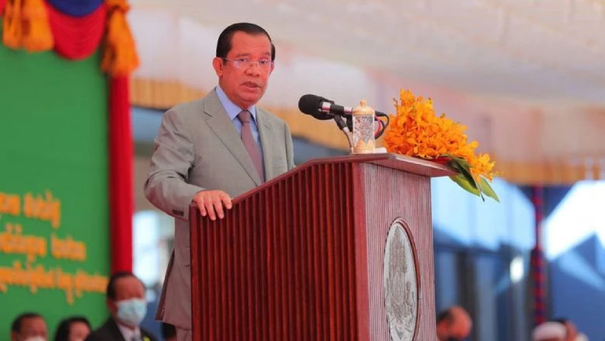 [Cambodia] Prime Minister calls on public to follow health measures after second Omicron case detected