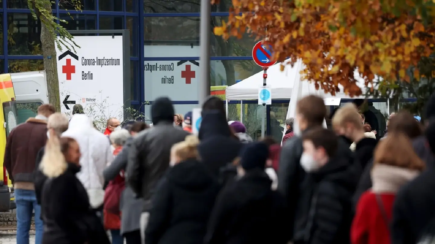 Germanys incoming chancellor urges mandatory Covid shots