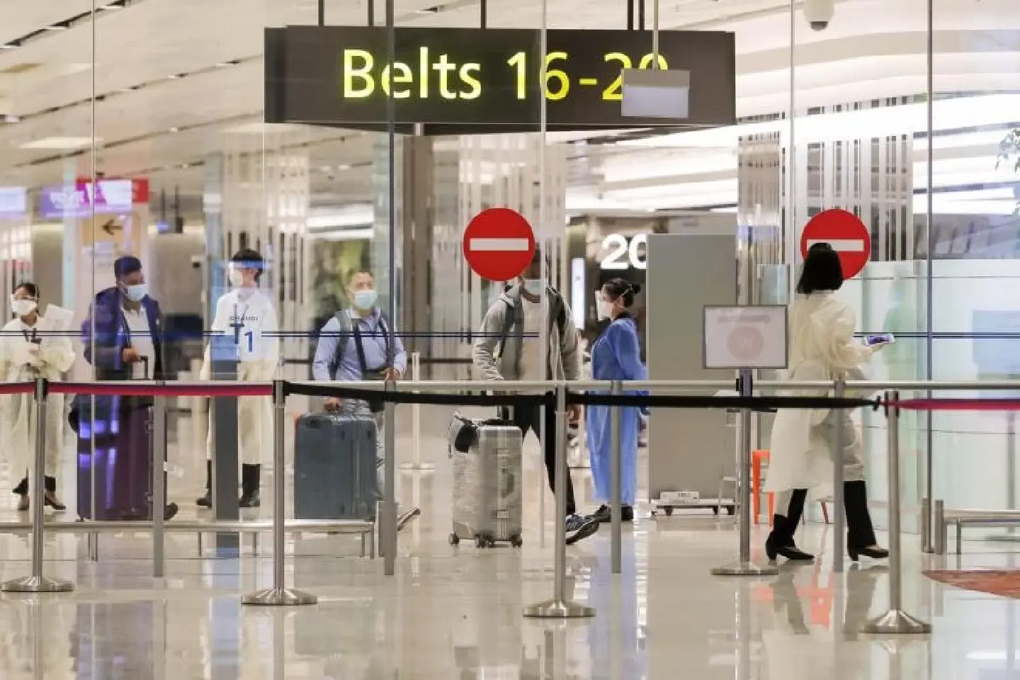 53 of 65 Omicron cases detected in Singapore as at Monday arrived via VTL 53 of 65 Omicron cases detected in Singapore as at Monday arrived via VTL