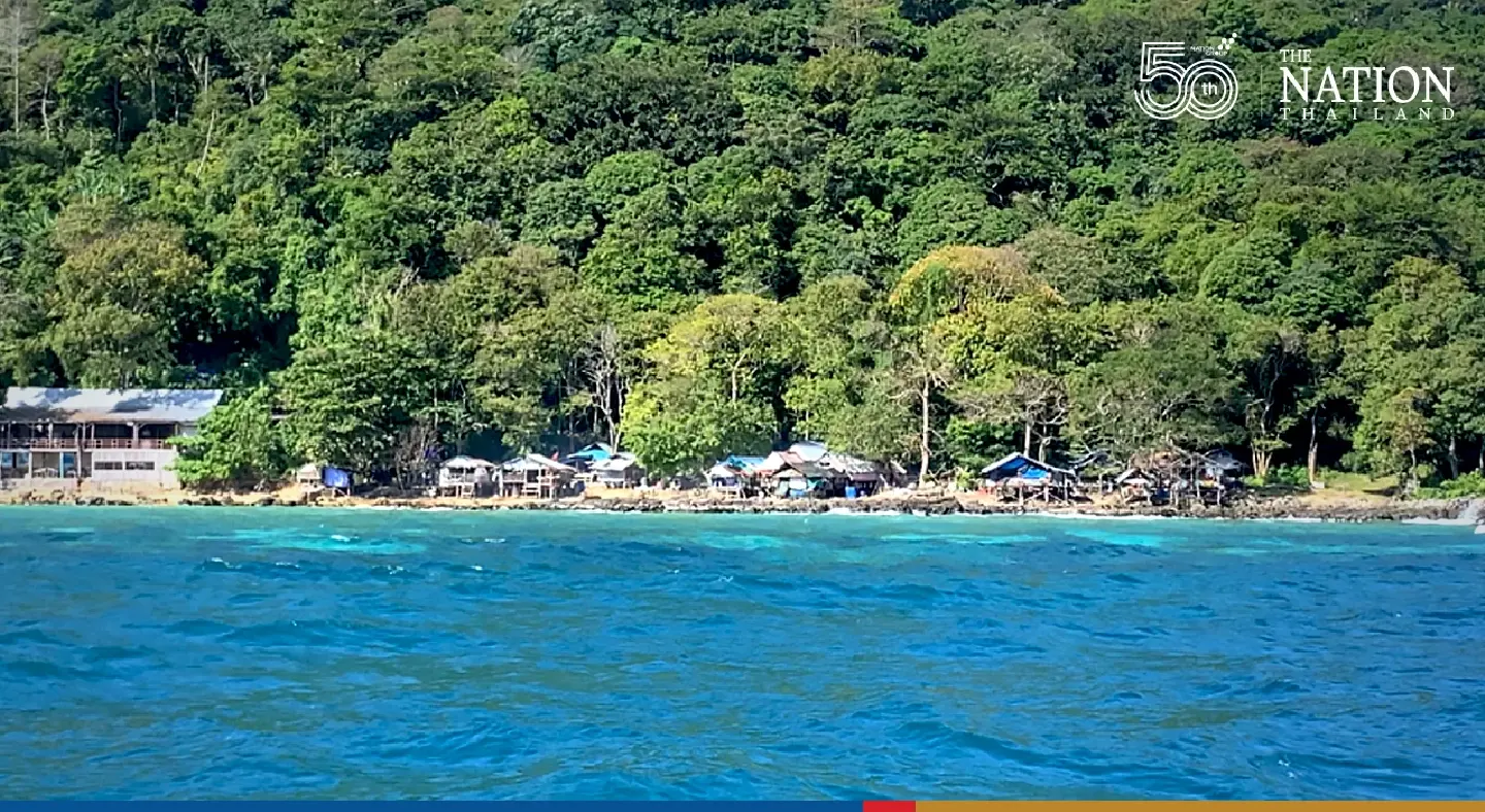 Fishermen ordered to demolish Phi Phi Don Island structures Fishermen ordered to demolish Phi Phi Don Island structures